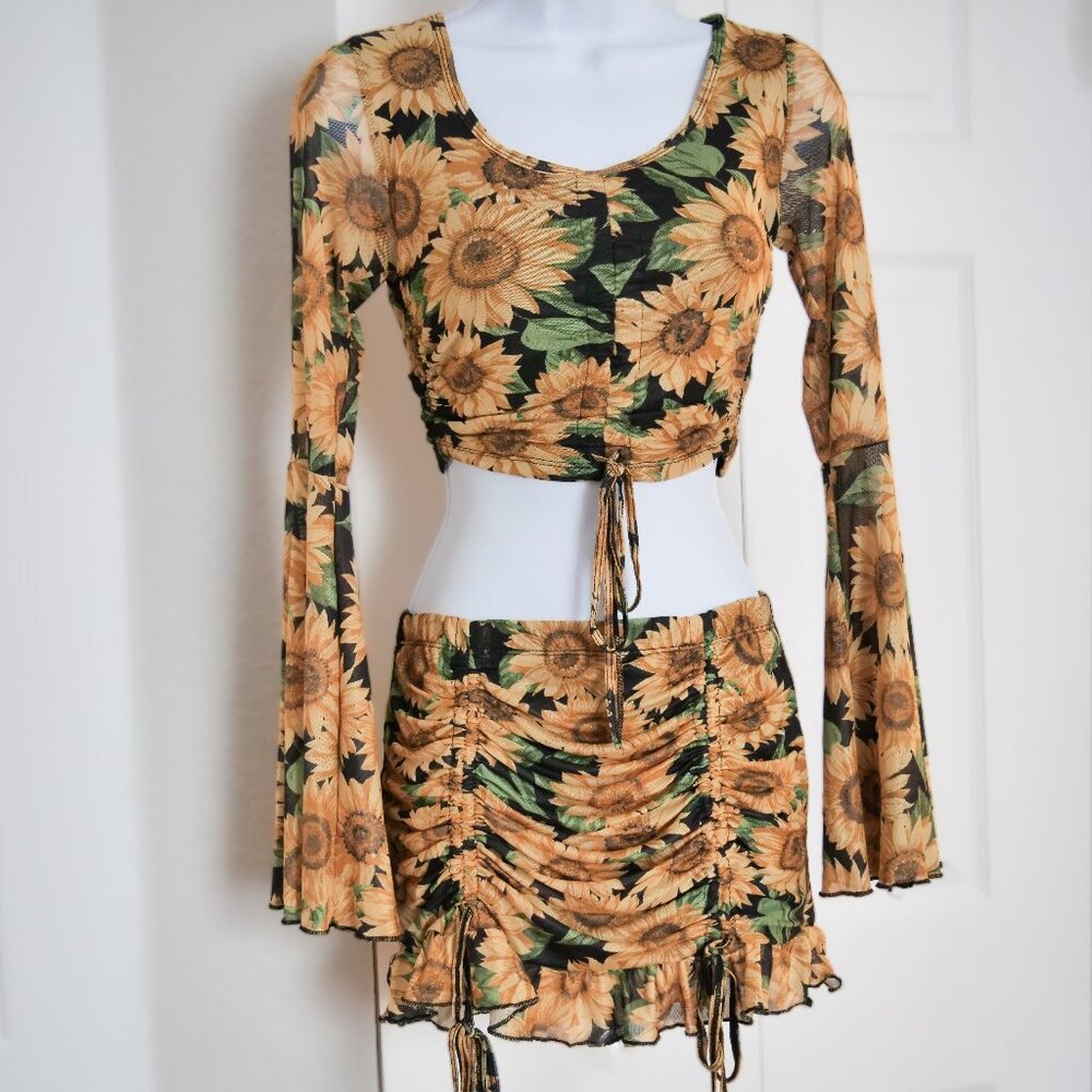 Dolls Kill / Current Mood Sunflower 2 Piece Set SIZE SMALL